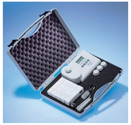 Фотометр MD200 CL/pH/Ks4,3/Urea (в кейсе)