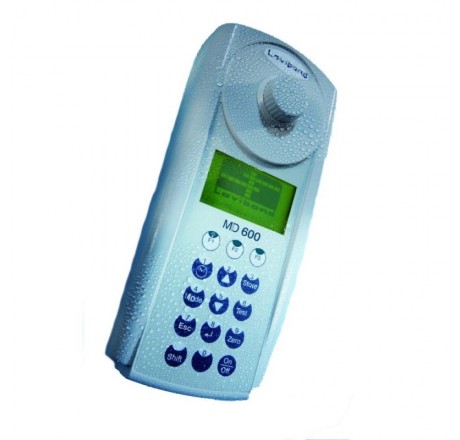 Фотометр MD600 в кейсе с принадлежностями